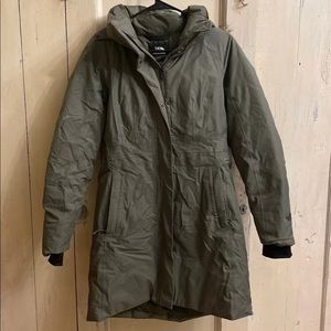 North face winter parka size small